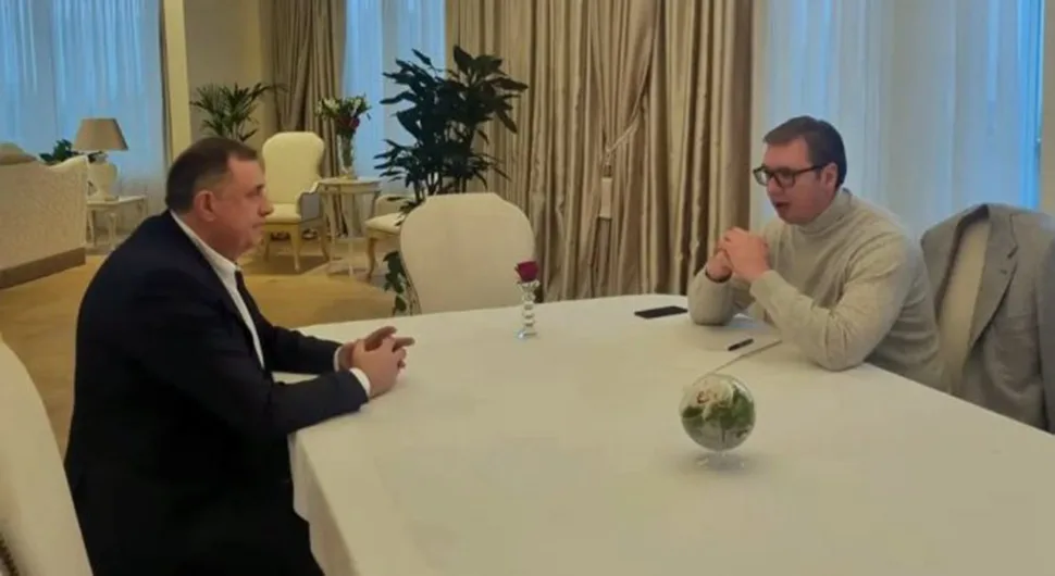 vucic dodik.webp